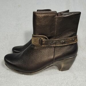 NAOT Metallic Leather Booties - Women’s Size 39 (8/8.5)